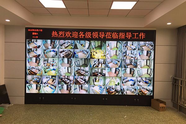 聊城市某人民醫院-55寸拼接屏