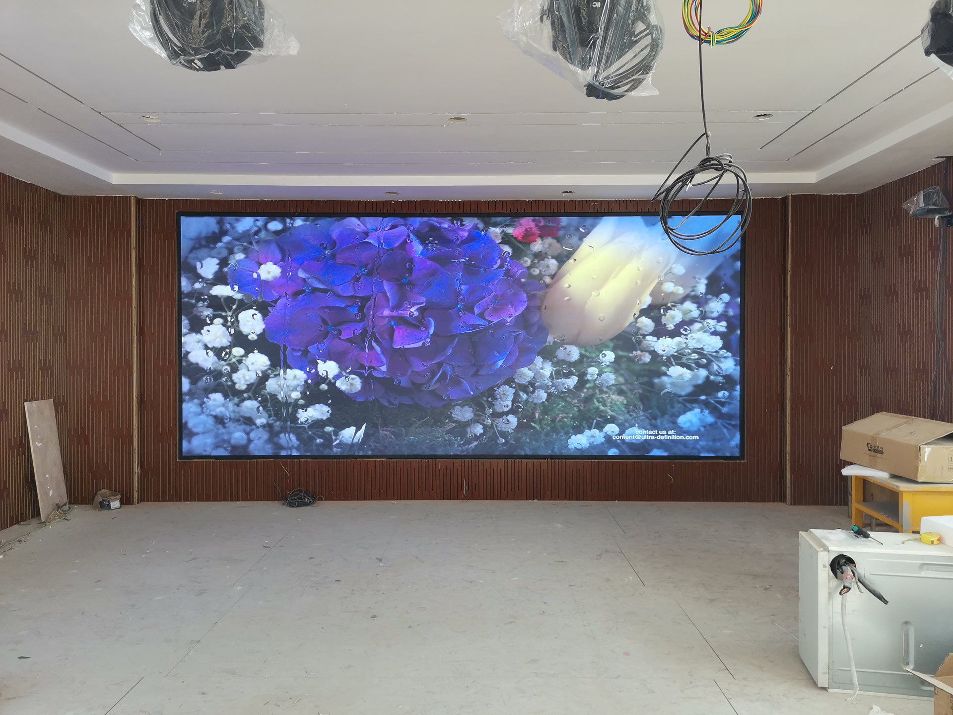 室內(nèi)LED顯示屏