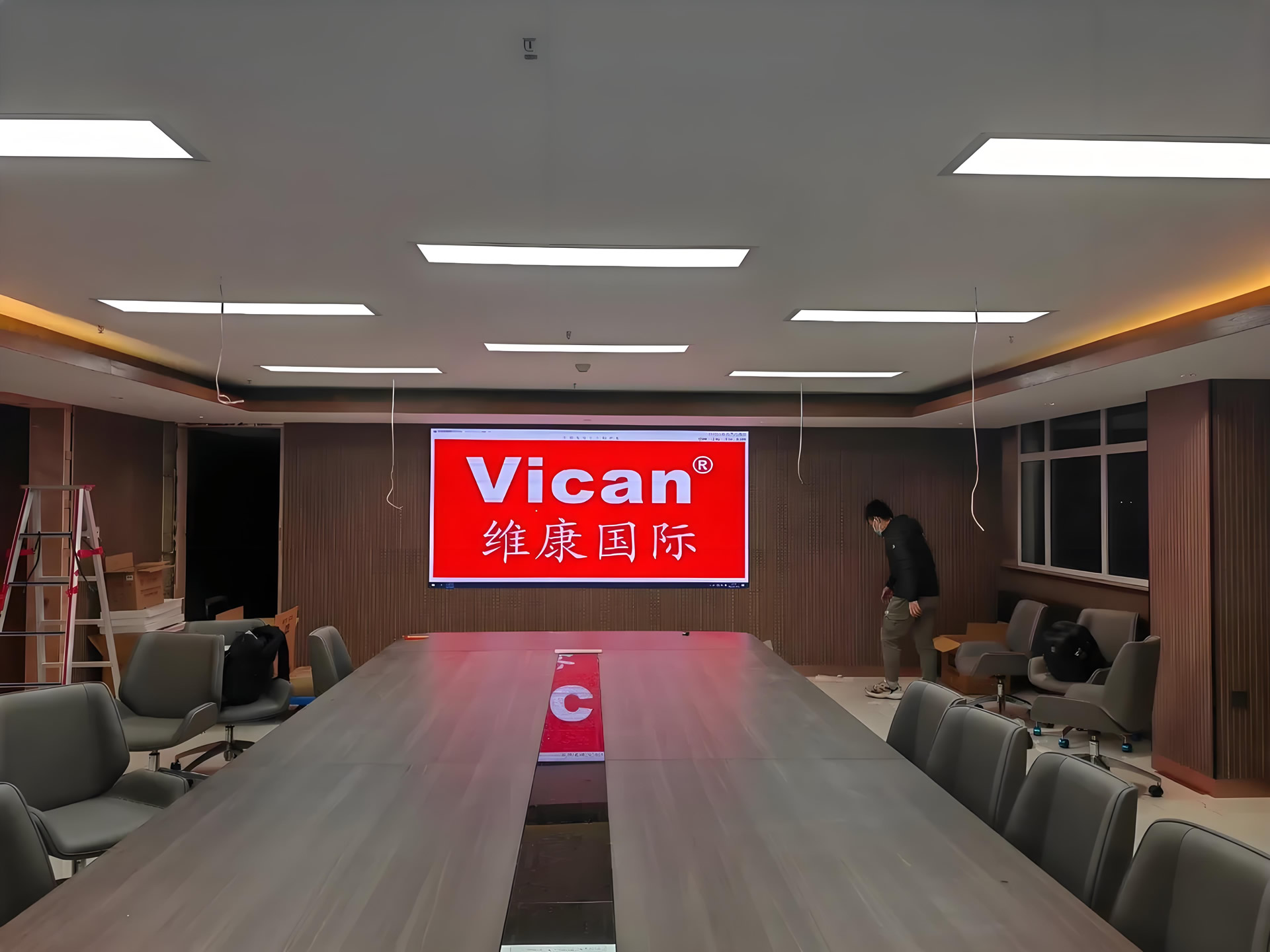 P1.5小間距LED顯示屏適合多大會(huì)議室